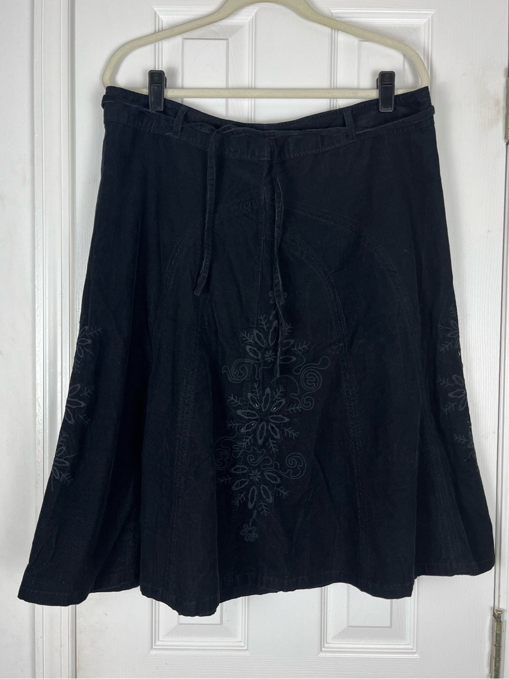 Vintage Y2K Faded Glory Black Cotton Corduroy Skirt Sz 16 A-Line Flare Midi